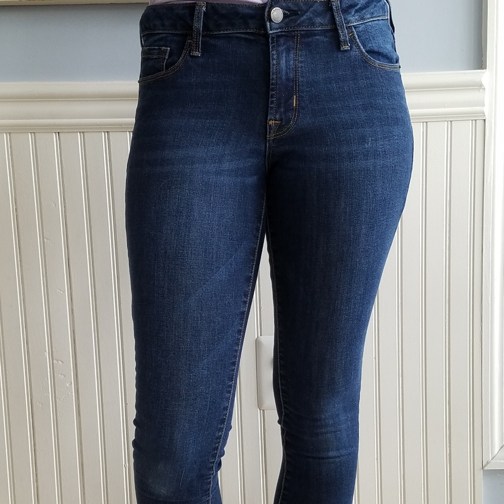 Comfortable Mid-rise Blue "Rockstar" Skinny Jeans
